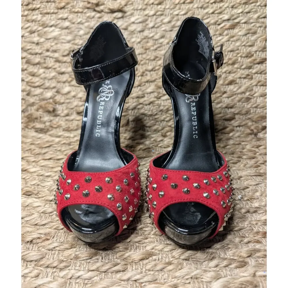 Rock & Republic Shoes Size 7.5 Med Black Red Studded Platform High Heels Suede